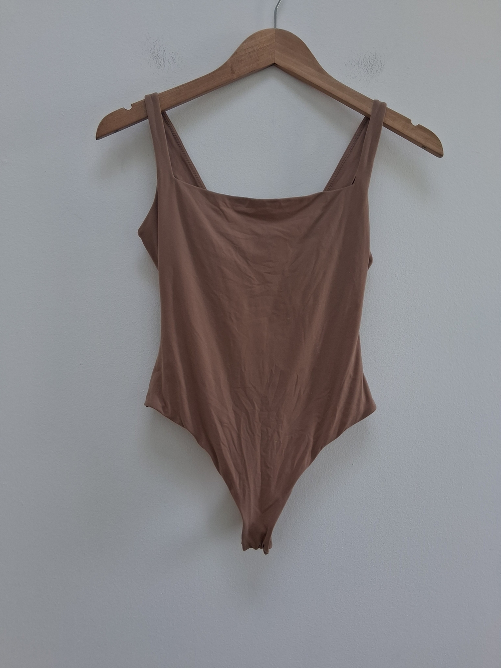 SKIMS Fits Evetybody Square Neck Bodysuit Sienna Medium